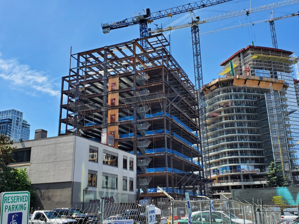 imgi_30_7f4fab15-9511-4256-900a-85b4109f6807-Standing-Tall-Boren-Office-Lofts-scaled-1.webp